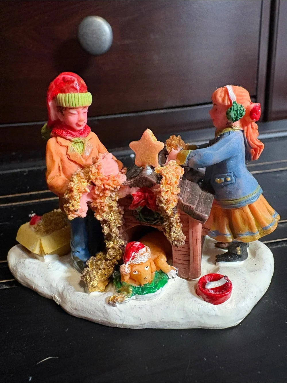 Lemax charming holiday